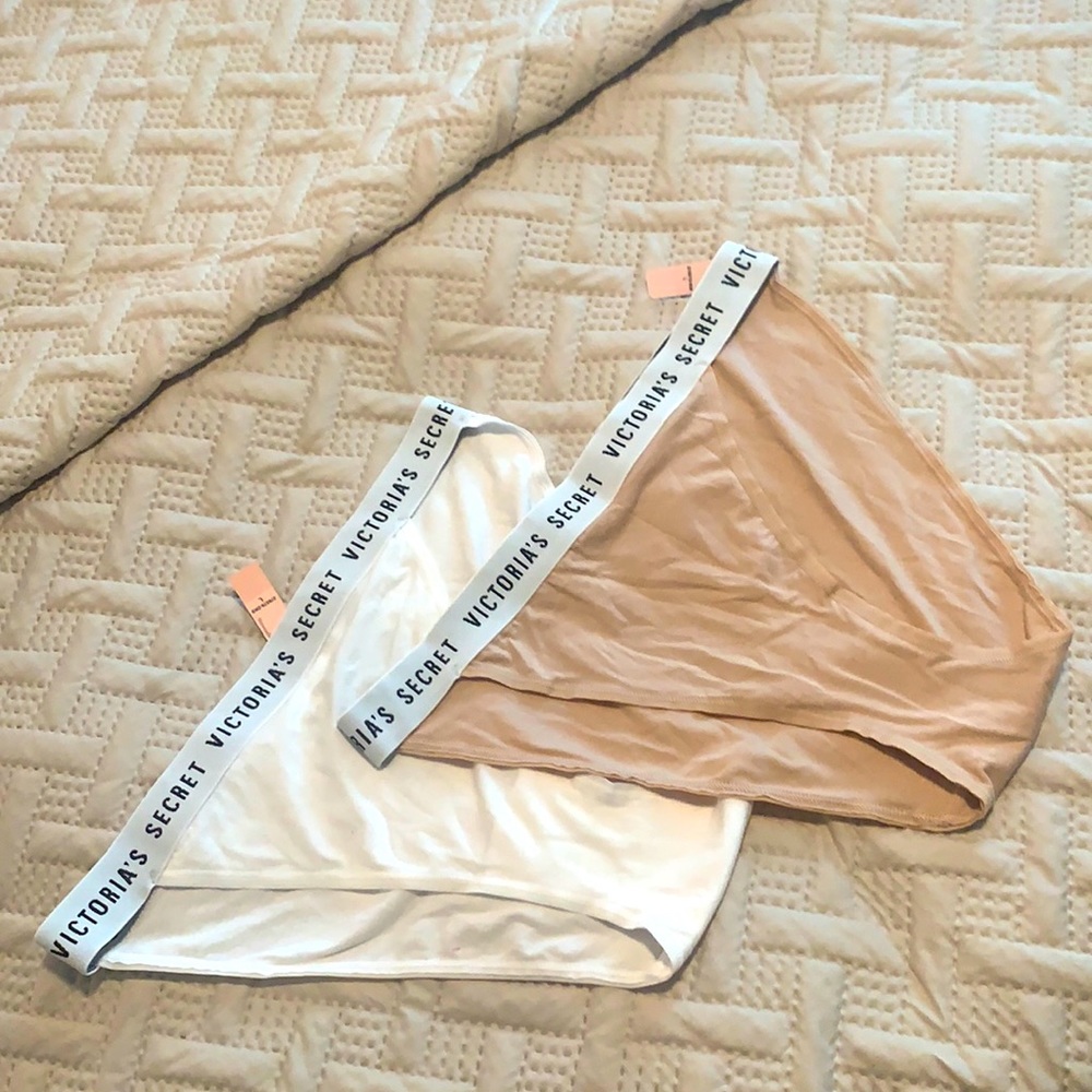 Victoria’s Secret High leg bikini NWT